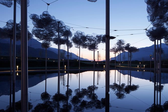 Innsbruck and Swarovski Crystal Worlds Private Tour from Salzburg - Who Is This Tour Best Suited For?