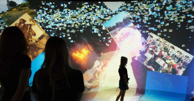 Innsbruck: EXPERIENCE TIROL - Immersive Show Flex Ticket - Exploring the Experience Tirol Show in Detail