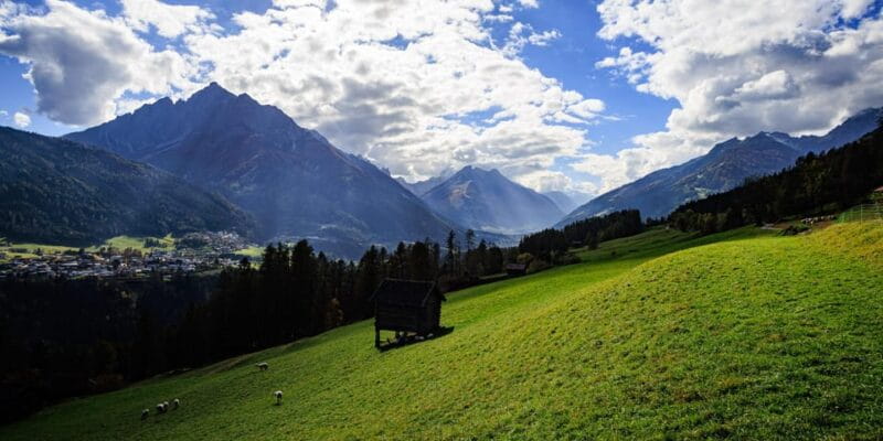 Innsbruck: Panoramic hike across the Telfer meadows - Pricing and Perceived Value