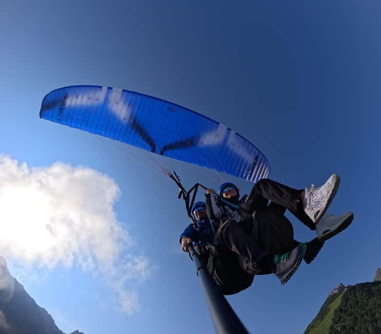 Innsbruck: Paragliding Adventure - Returning to the Base: The Easy Landing