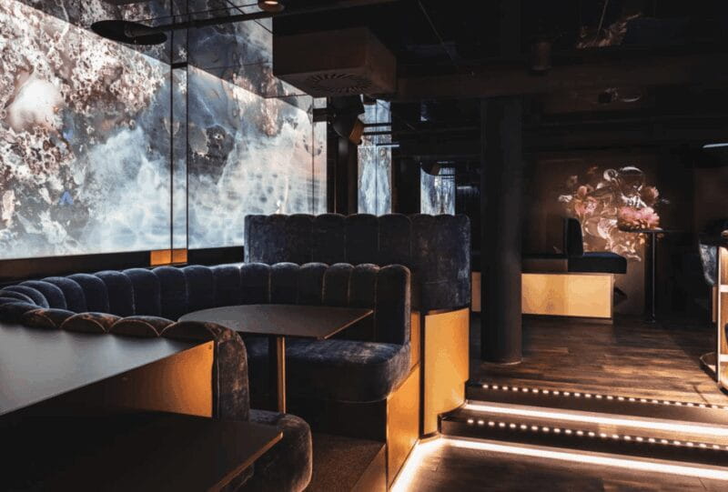 Innsbruck: Party-Ticket at Luna Club Lounge - Innsbruck: Party-Ticket at Luna Club Lounge — A Night to Remember