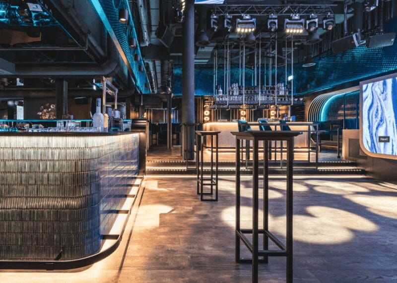 Innsbruck: Party-Ticket at Luna Club Lounge - Key Points / Takeaways