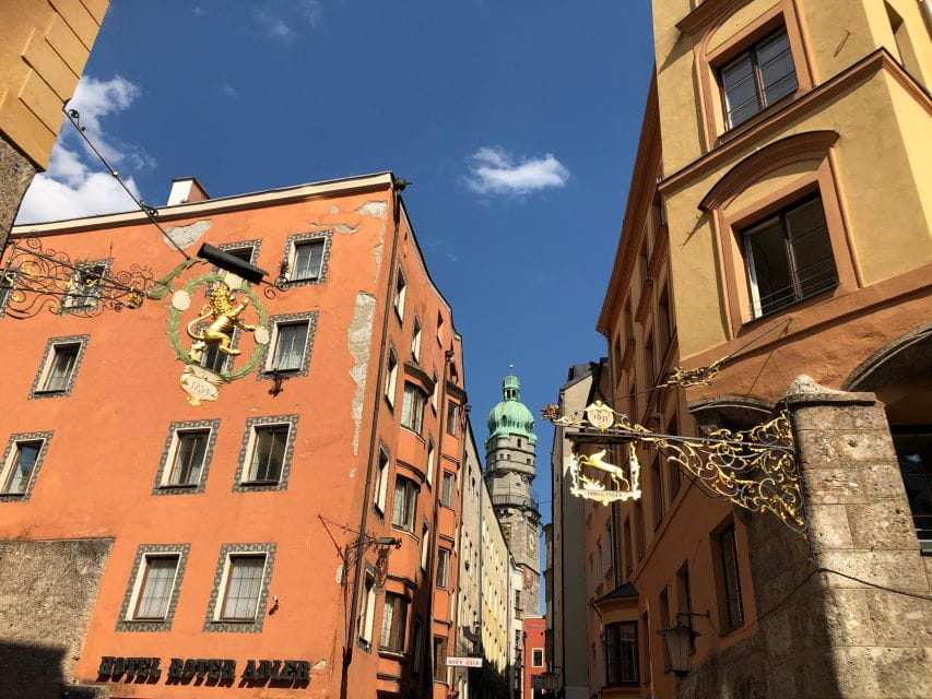Innsbruck - Welcome Tour by Foot. Guided City Tour. - Group Size and Accessibility