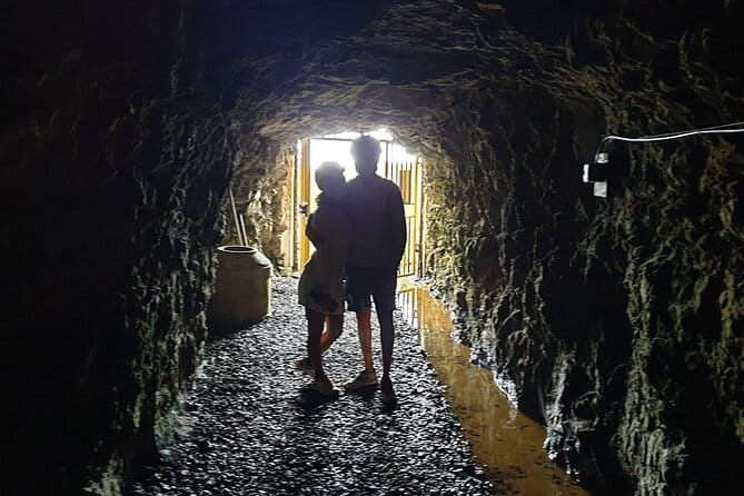 Inside the Ginevro Mines on the Island of Elba with e-bike - Key points / Takeaways