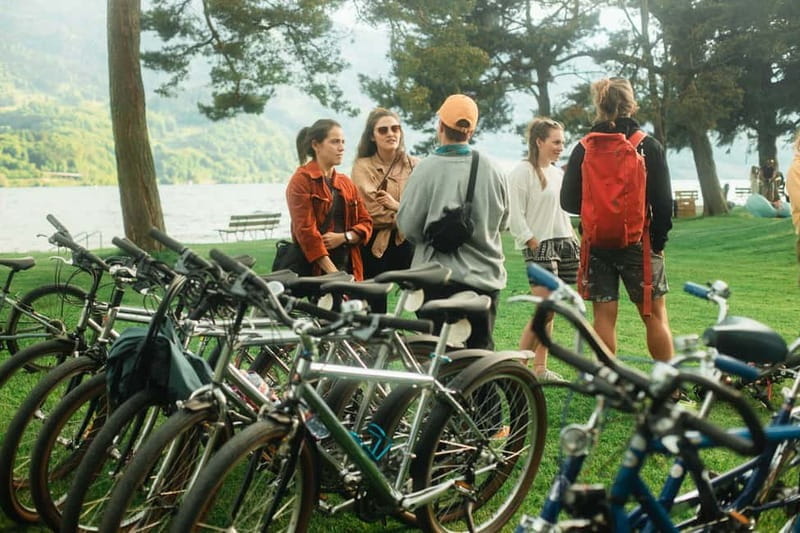 Interlaken: Lake Thun Sunset Social Bike Tour with Sundowner - Key points / Takeaways