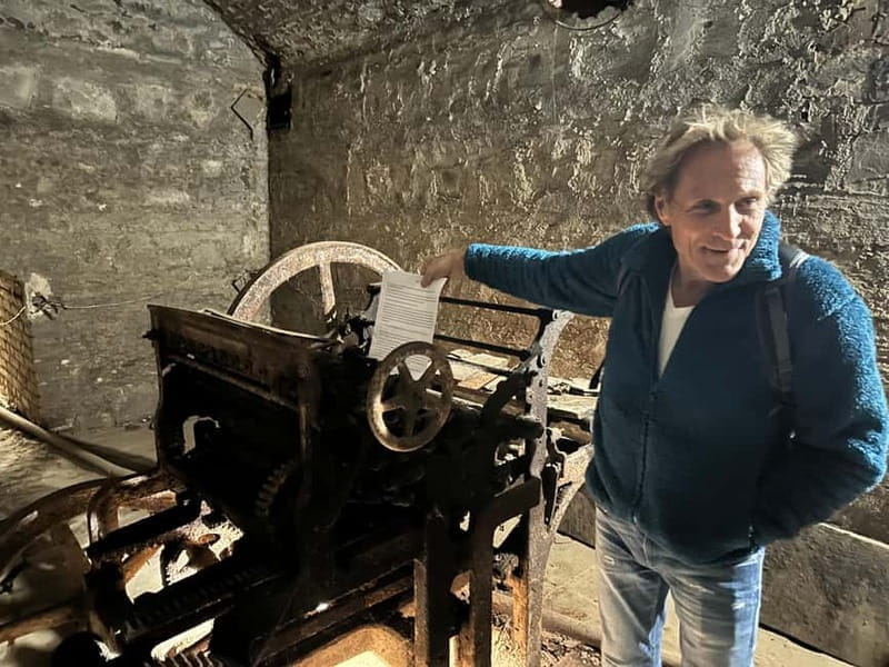 Into the footsteps of Joseph Stalin - Individual tour - Exploring the Tour in Detail