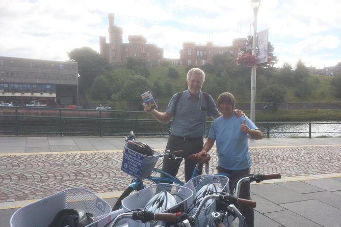 Inverness Bike Tour a 2 Hours Guided Bike Tour Around the Waterways of Inverness - Highlights of the River Ness and Caledonian Canal
