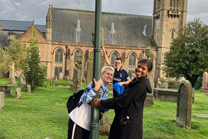 Inverness City Daily Walking Tour (11:30am, 2pm & 5pm) - Duration and Group Size