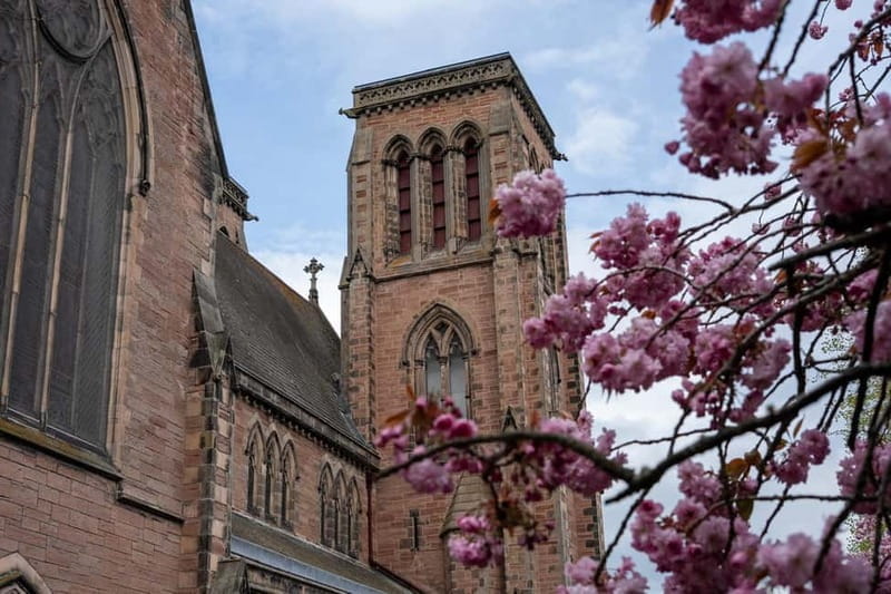 Inverness: Comedy Walking Tour with Local Comedian - The Scenic Beauty of Ness Islands and River Ness