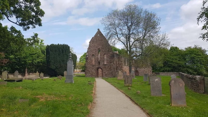 Inverness: Outlander Tour, Culloden, Clava Cairns & more - Castle Leod: The Real-Life Highland Seat