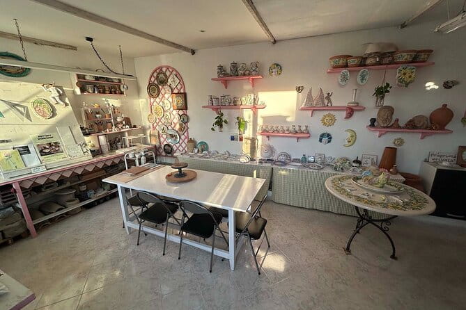 Ischia Clay Modelling Short Pottery Workshop - Price and Value Considerations