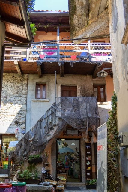 Isola Pescatori and Isola Bella Hop-On Hop-Off Boat Tour - Key points / Takeaways