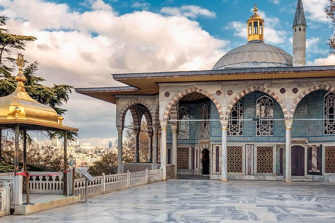 Istanbul 1 Day Tour | Best of Istanbul | Blue Mosque, Hagia Sophia and Topkapi - Who Is This Tour Best For?