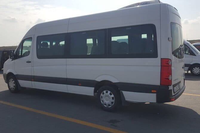 Istanbul Airport Transfer Minibus - The Practicalities of Booking and Arriving