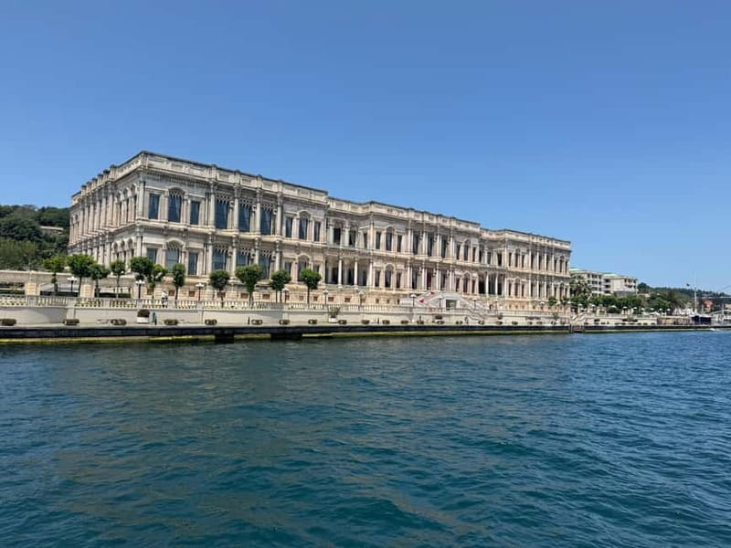 Istanbul Bosphorus: 3-Hour Morning Cruise with Asian Side - The Asian Side Stop: A Brief but Valuable Pause