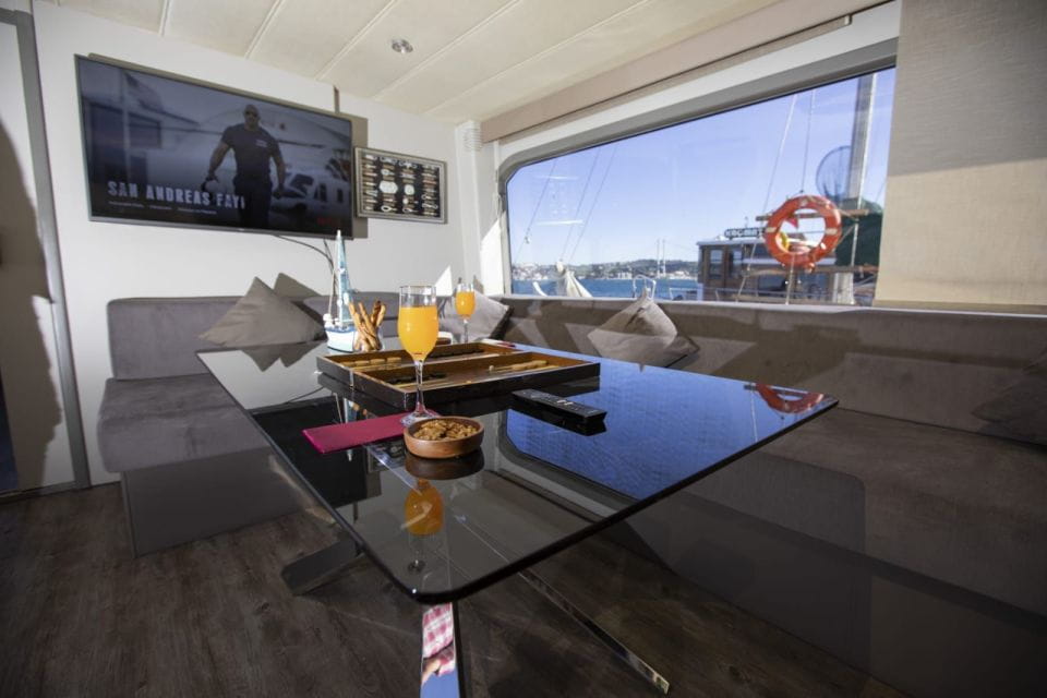 Istanbul: Bosphorus Afternoon Cruise on Luxury Yacht - Accessibility Considerations