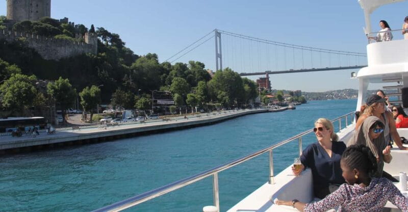 Istanbul: Bosphorus and Black Sea Cruise with Lunch - Swimming in the Black Sea: A Summer Bonus