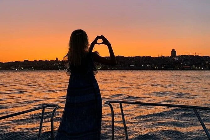 Istanbul Bosphorus Boat Tour and Golden Horn Cruise Day or Sunset - Final Reflection: Is It Worth It?
