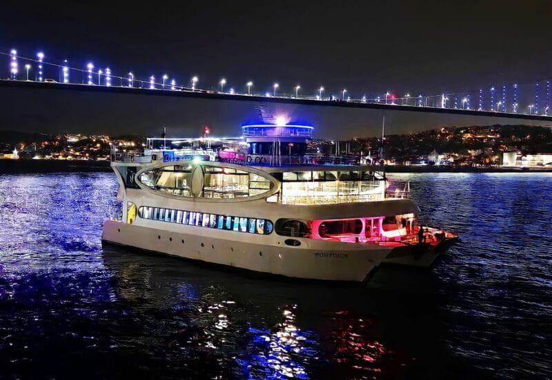 Istanbul: Bosphorus Cruise with Dinner Show - Exploring the Experience in Depth