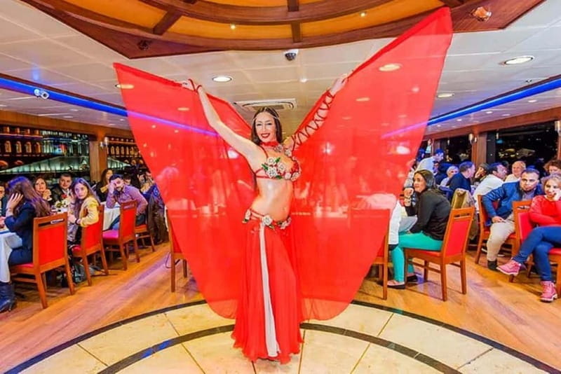 Istanbul Bosphorus: Dinner Cruise & Folklore & Belly Dance - A Night on the Bosphorus: A Review of the Dinner Cruise with Entertainment