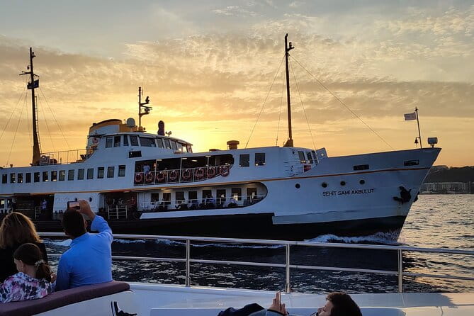Istanbul Bosphorus Sunset Cruise on Yacht with Live Guide - Final Thoughts: Who Should Consider This Tour?