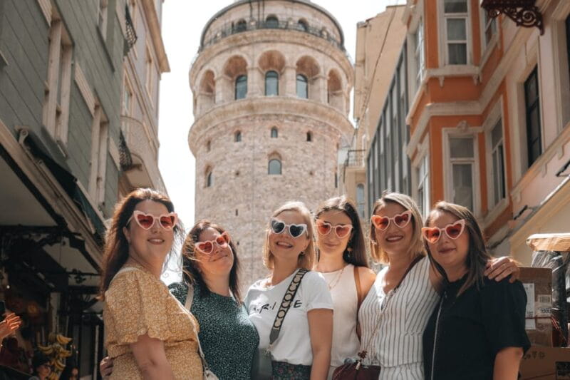 Istanbul: Galata Tower, Bosphorus & Hidden Gems Photo Shoot - What to Expect During Your Photoshoot