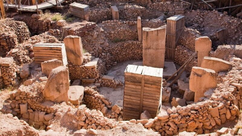 Istanbul: Gobeklitepe and Harran Day Trip - Exploring Edessa and Harran: Holy Cities and Iconic Houses