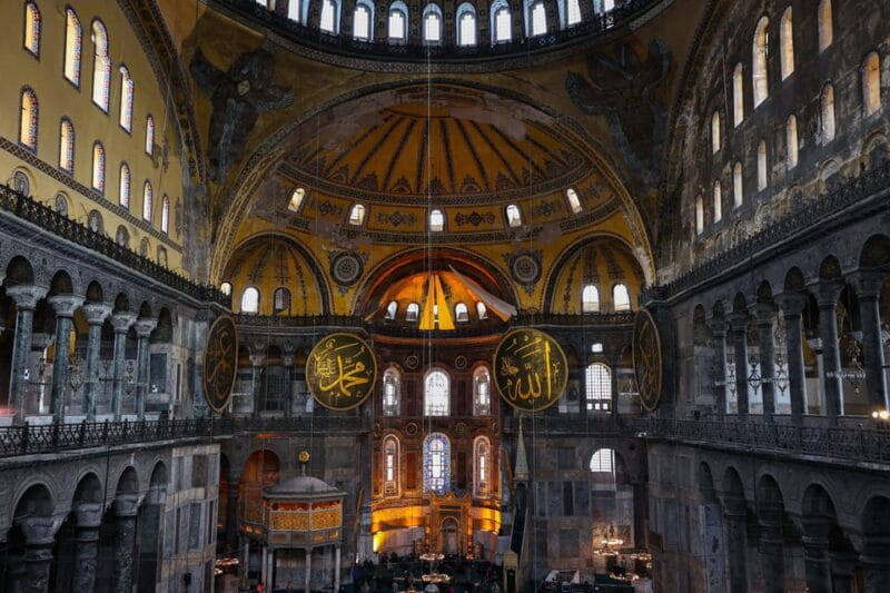 Istanbul: Hagia Sofia, Blue Mosque, and Grand Bazaar Tour - Key Points / Takeaways