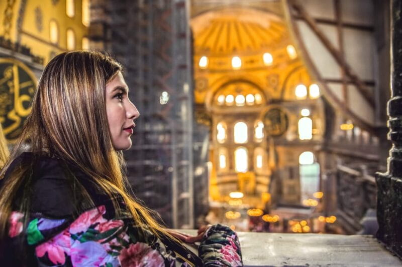 Istanbul: Hagia Sophia Mosque and Museum Skip-The-Line Combo - Entering the Heart of Istanbuls Iconic Landmark