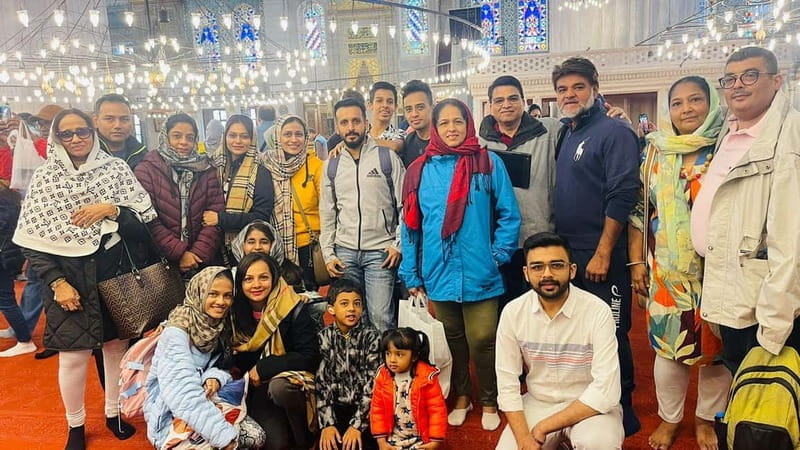 Istanbul: Half-Day Guided Tour of Sultanahmet District - Exploring the Sultanahmet District in Depth