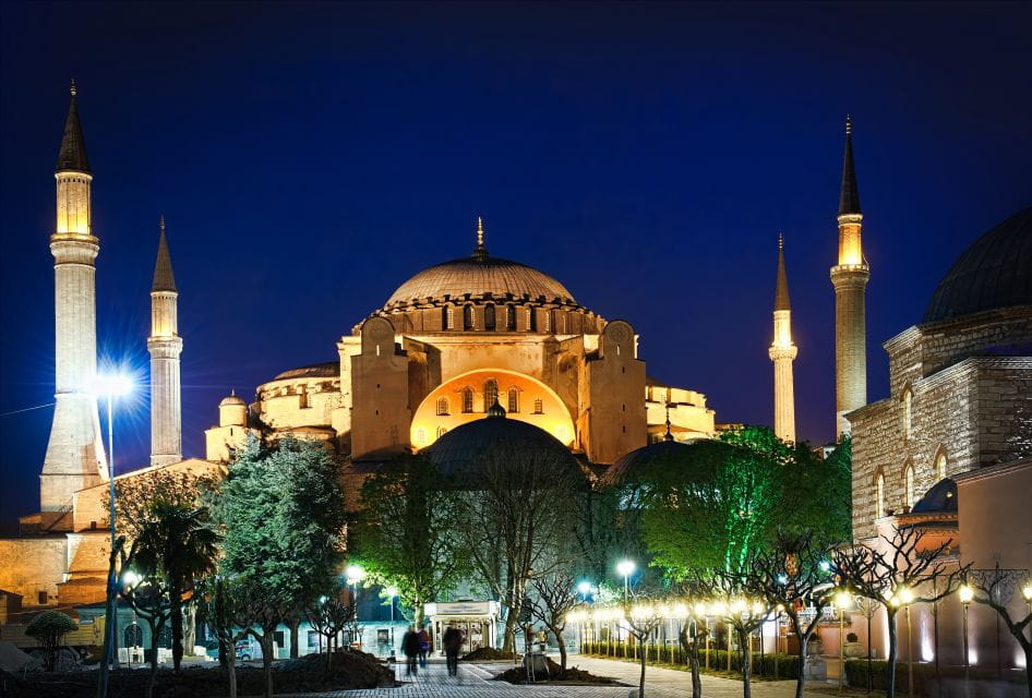 Istanbul: Istanbul Night Walking Tour - Meeting Point and Duration