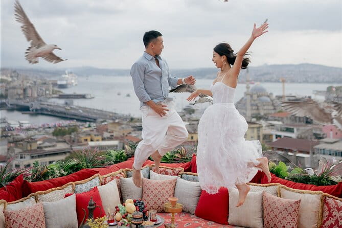 Istanbul Landmark Photoshoot Tour - Exploring the Blue Mosque: Iconic and Imposing