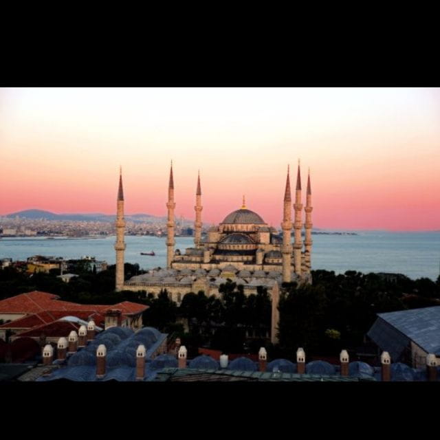 Istanbul: Old City Walking Tour With Lunch and Pickup - Included Services