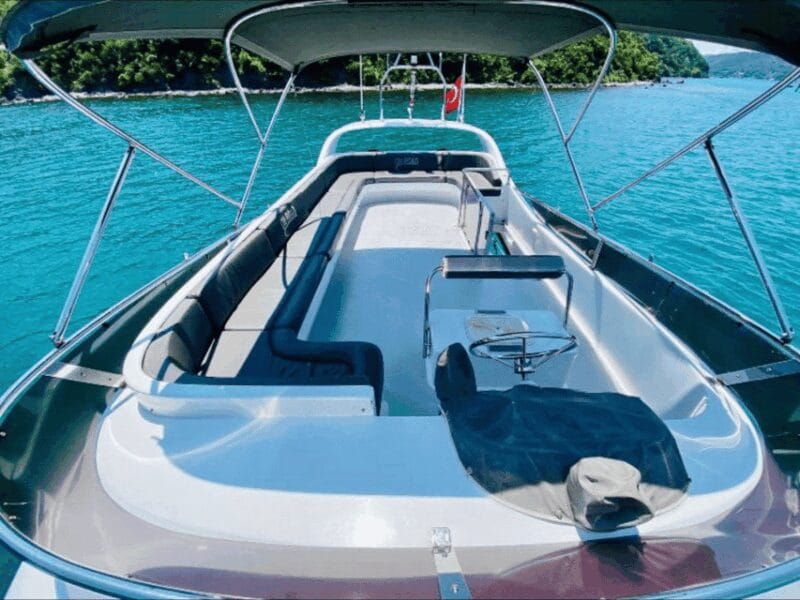 Istanbul: Private Bosphorus Tour On Luxury Yacht - Frequently Asked Questions