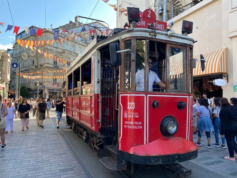 Istanbul: Private Food and City Tour with a Local Host - Price and Logistics