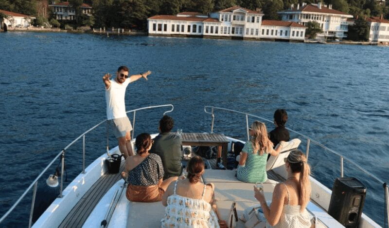 Istanbul: Small Group Yacht Tour with Unlimited Wine - Final Thoughts: Why You Should Consider This Yacht Tour
