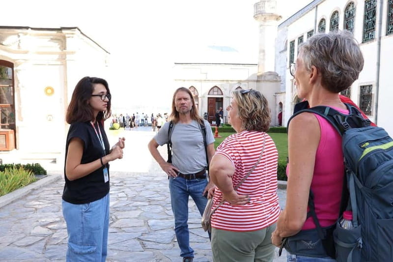 Istanbul: Topkapi Palace and Harem Museum Tour with Ticket - Who Will Love This Tour?