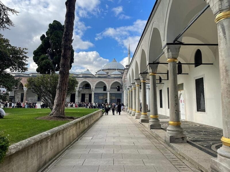 Istanbul: Topkapi Palace and Harem Ticket with Audio Guide - Cost and Value: Is It Worth the Price?