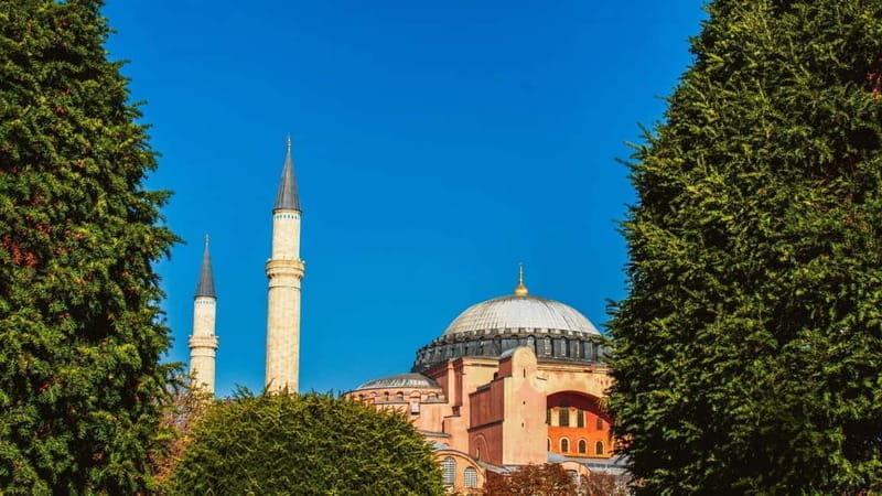 Istanbul Tour on a Budget: No Lines, No Tickets, No Stress - Discovering Istanbul’s Top Sights from Outside