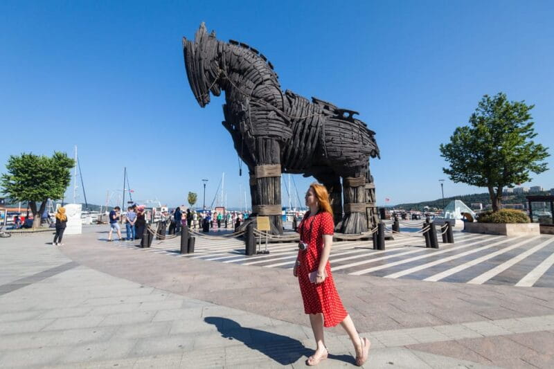 Istanbul: Troy Guided Bus Tour with Ferry Tickets & Lunch - Why This Tour Offers Value