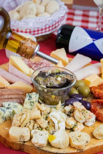 Italy Meets Brussels: Italian Tapas & Belgian Beer Tasting - Entering a Little Slice of Italy in Brussels