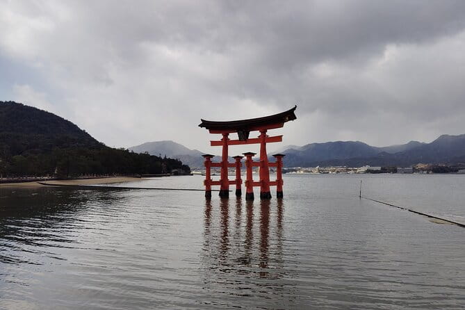 Itsukushima Shrine Tour With Local Guide - Highlights of the Tour