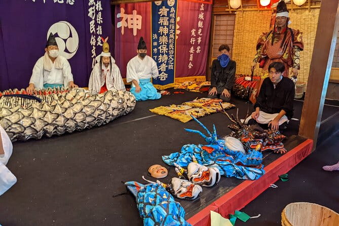 Iwami Kagura Viewing and Mini-experience - The Allure of Shimane Prefecture