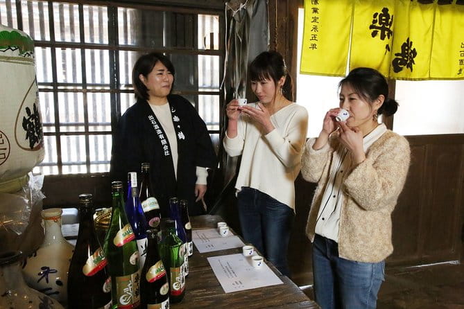 Izushi Kiki Sake Experience Local Tour & Guide - Meeting and Transportation Details