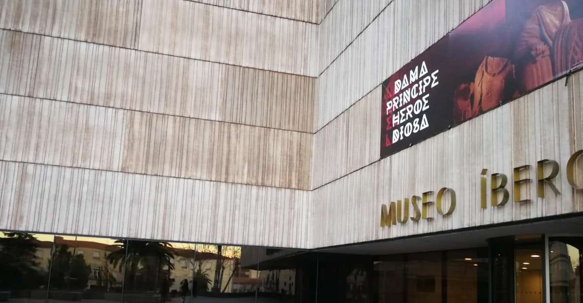 Jaén: Iberian Museum and Provincial Museum Entry and Tour - Exploring the Provincial Museum