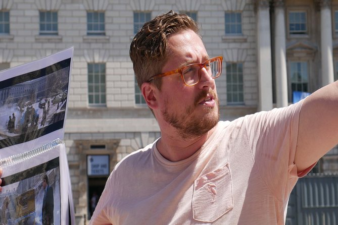 James Bond Bus Tour of London - Tour Inclusions and Meeting