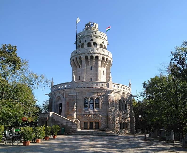 János Hill Sightseeing with Traditional Lunch: Normafa Síház - The Magic of Panoramic Views and Forest Trails