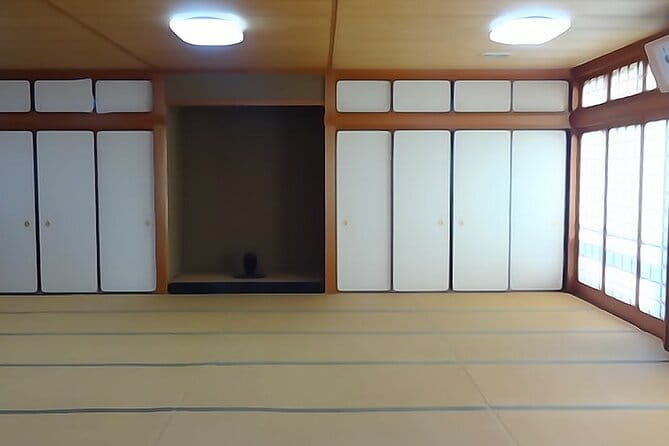 [Japan Wellness] Private Morning Yoga in a Temple of Kyoto - Practical Considerations for Participants