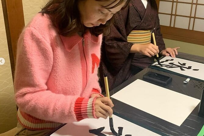Japanese Calligraphy in 100 Years Old Townhouse Kyoto Ninenzaka - Accessibility and Transportation