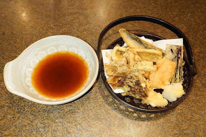 Japanese Fish Culinary Culture Experience Tour in Shibuya - Live Performances